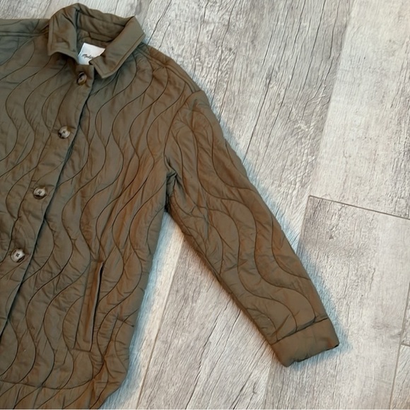 Madewell Quilted Belrose Shirt-Jacket Women’s
Size XS - Picture 16 of 16